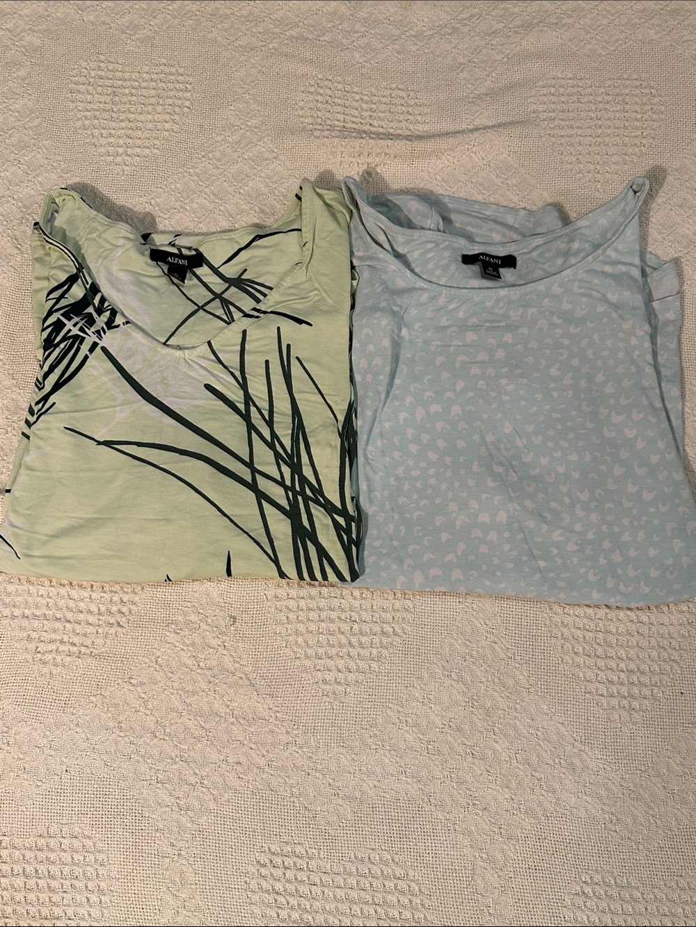 Two Alfani T-Shirt Bundle